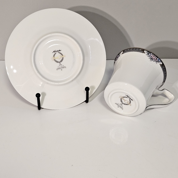 Noritake Halifax Fine China with Platinum Trim - Picture 3 of 3